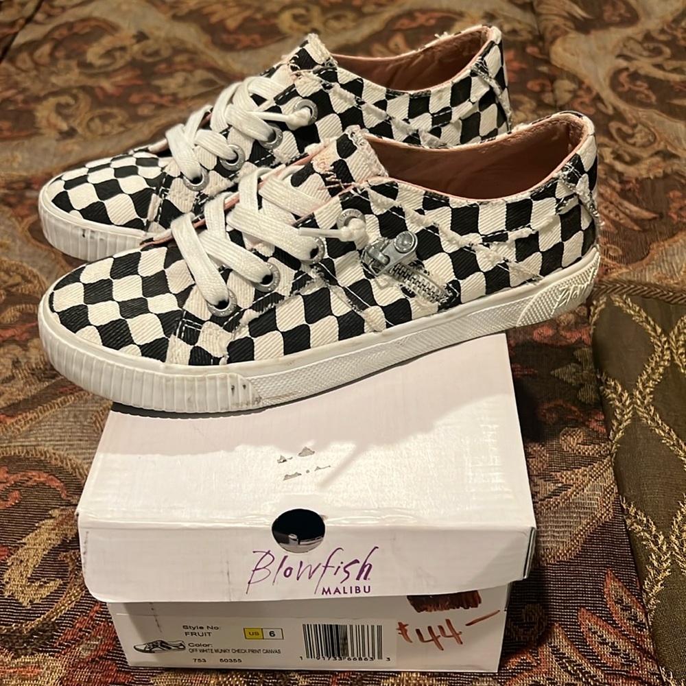 Blowfish tennis shoes